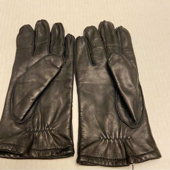 Fownes Black Genuine Leather Gloves With Thinsulate Size Medium. - Picture 2 of 4
